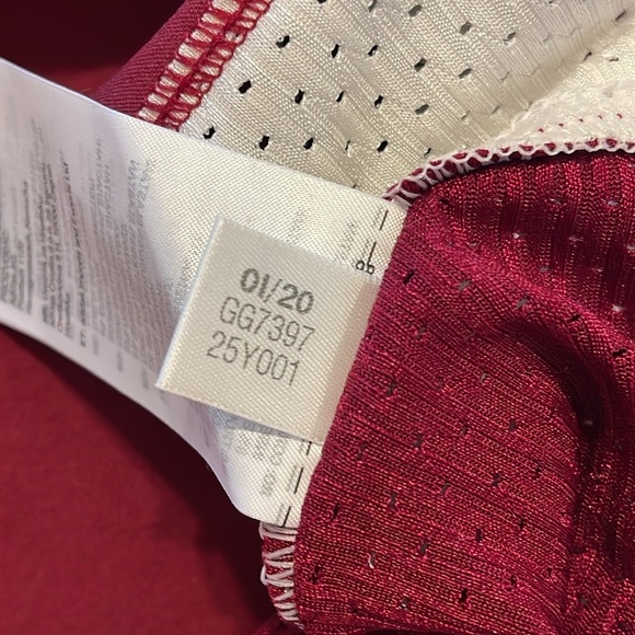 adidas Football Practice Jersey in Team College Burgundy size Medium‎ NWT - Picture 9 of 9